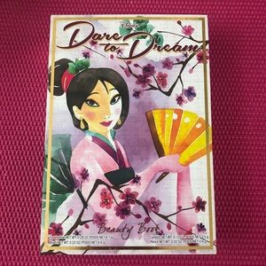 DISNEY’s MULAN Beauty Book